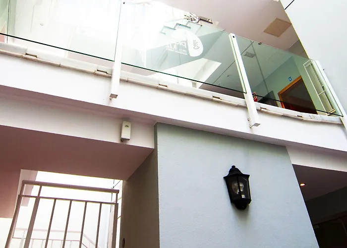 Plaza De La Luz Aparthotel