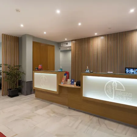 Aparthotel Plaza De La Luz Cadice