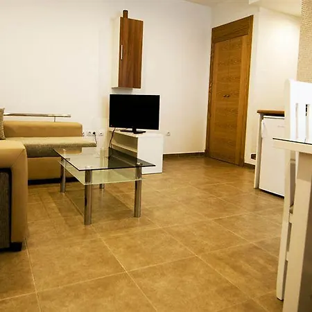 Aparthotel Plaza De La Luz 4*