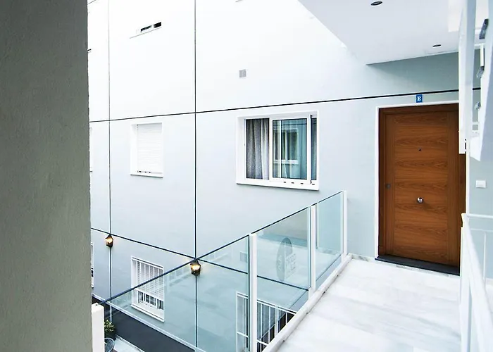 Aparthotel Plaza De La Luz Cádiz