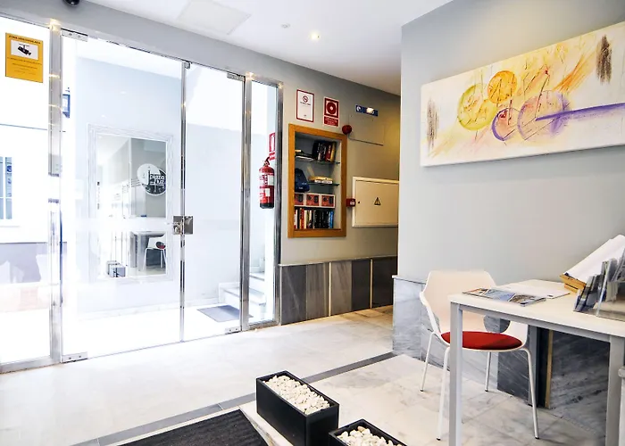 Plaza De La Luz 4* Кадис