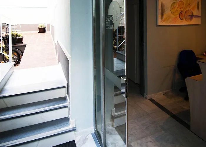 Aparthotel Plaza De La Luz 4*