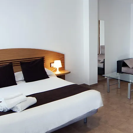 Hotel apartamentowy Plaza De La Luz