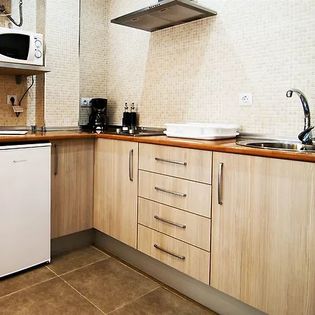 Hotel apartamentowy Plaza De La Luz