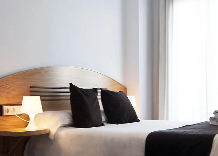 Hotel apartamentowy Plaza De La Luz