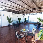 Plaza De La Luz Aparthotel 4*