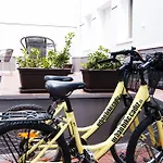 Aparthotel Plaza De La Luz Cadiz